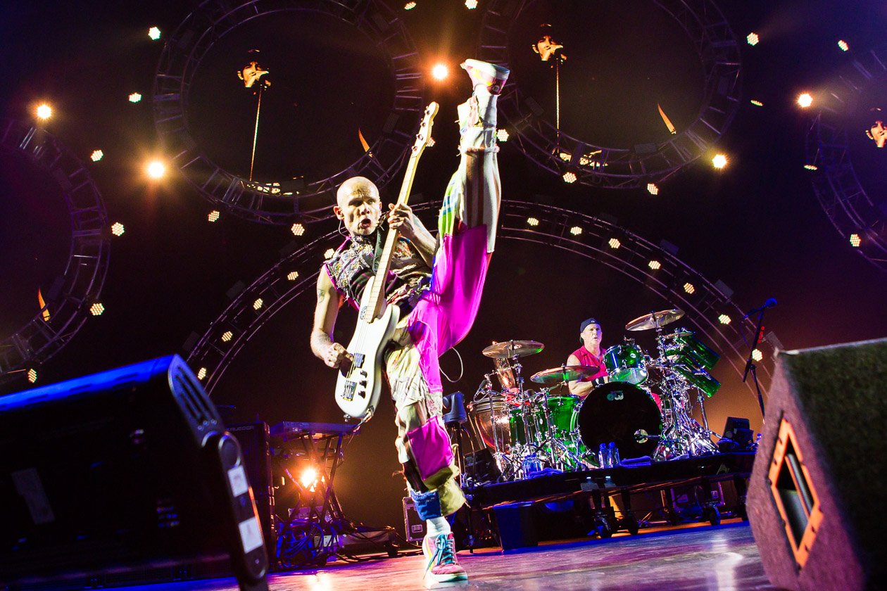 Red Hot Chili Peppers – Headliner am Festivalsamstag. – One Giant Leap.