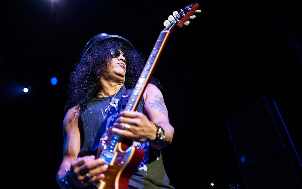 Slash mit Myles Kennedy: Rock das E-Werk! – Der Mann mit dem Zylinder.