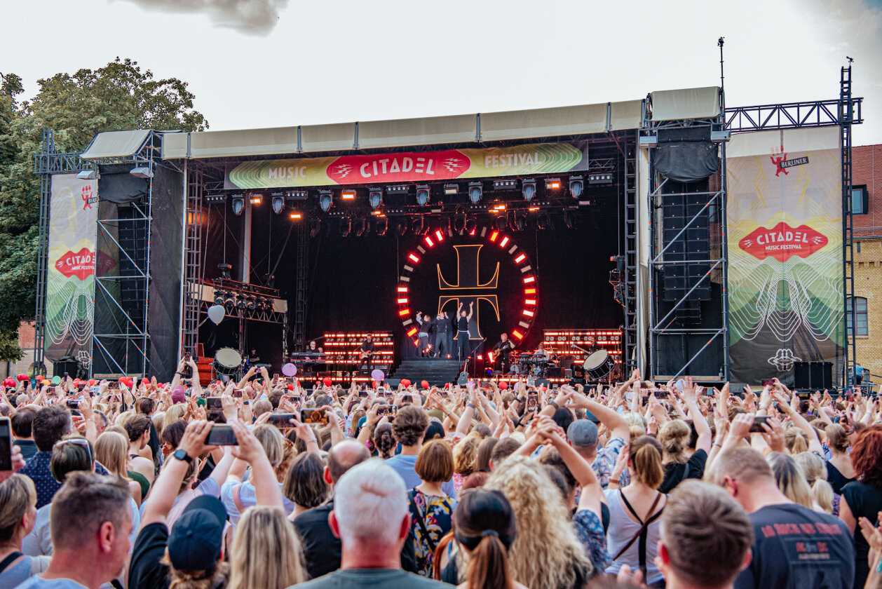 Die Boygroup-Sensation der 90er auf “This Life Under The Stars” Tour. – Take That.