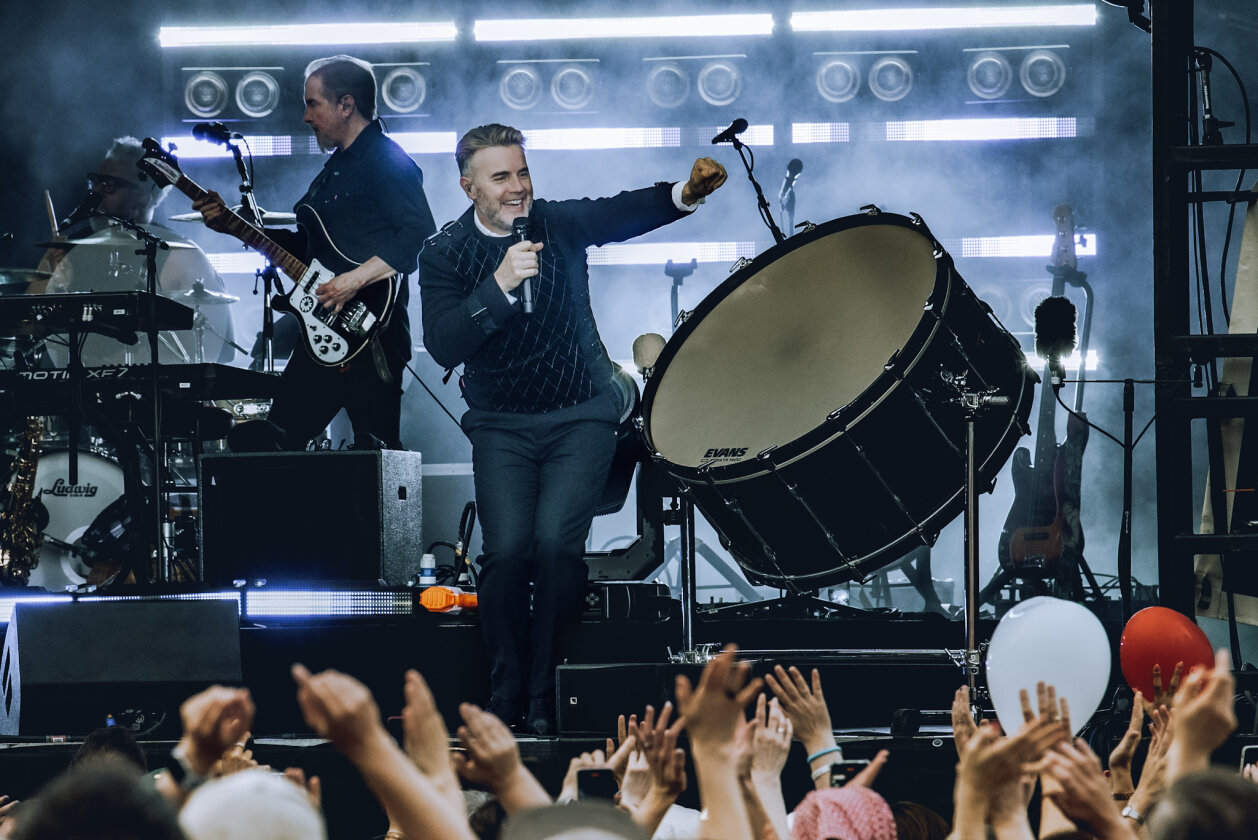 Die Boygroup-Sensation der 90er auf “This Life Under The Stars” Tour. – Take That.