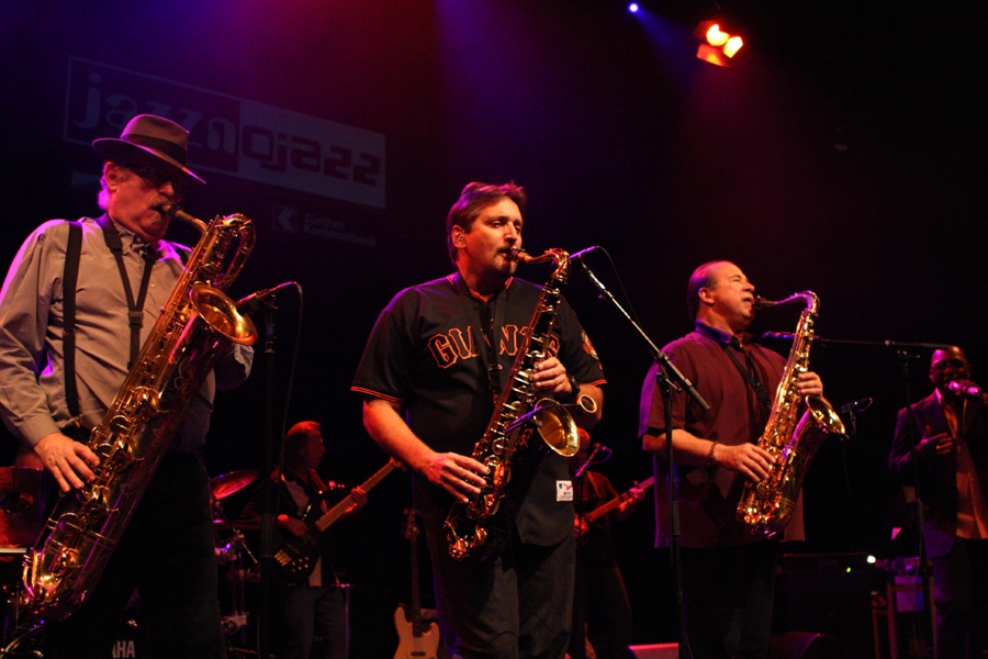 Tower Of Power live auf dem Zürcher Jazz No Jazz-Festival 2010. – 