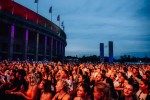 Der Sommer gibt dem feierwütigen Publikum noch mal alles., Lollapalooza, 2024 | © laut.de (Fotograf: Rainer Keuenhof)