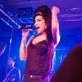 Amy Winehouse - Nach Kollaps ins Krankenhaus