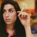 Amy Winehouse - Schlägerei, Nacht im Knast, Bond-Song