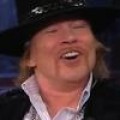 Guns N' Roses - Axl Rose lacht in US-Talkshow