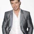 Robin Thicke - "Give It 2 U" feat. Kendrick Lamar & 2 Chainz