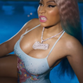 Nicki Minaj - Video zu "Bed" mit Ariana Grande